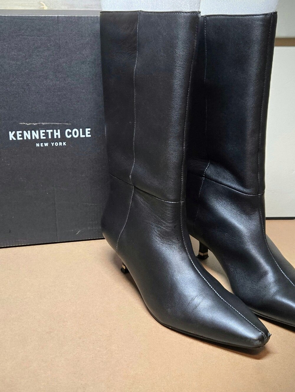 $199 Kenneth Cole New York Women's 6.5 Meryl Leather Bootie Fashion Boot Black